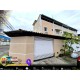 Triplex, 3 Qts sendo 1 suite,  3 banheiros, 2 vagas cobertas e Terraço. Ótima Localização
